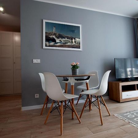 Apartament Ikar - 2 Pokojowy Przy Morzu Z Balkonem Pobierowo Luaran gambar