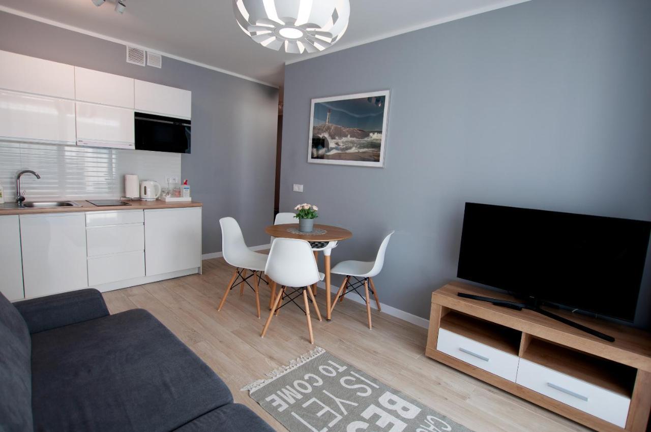 Apartament Ikar - 2 Pokojowy Przy Morzu Z Balkonem Pobierowo Luaran gambar